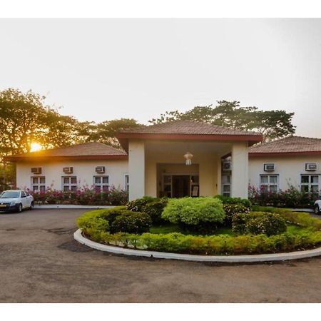 Modi'S Resort, Karjat Luaran gambar